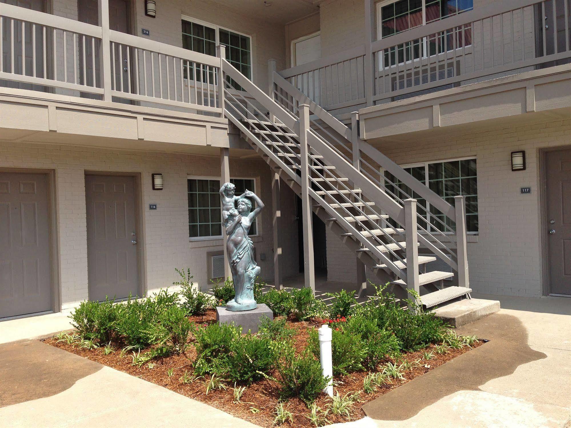 Romantic Inn & Suites Dallas Exterior foto